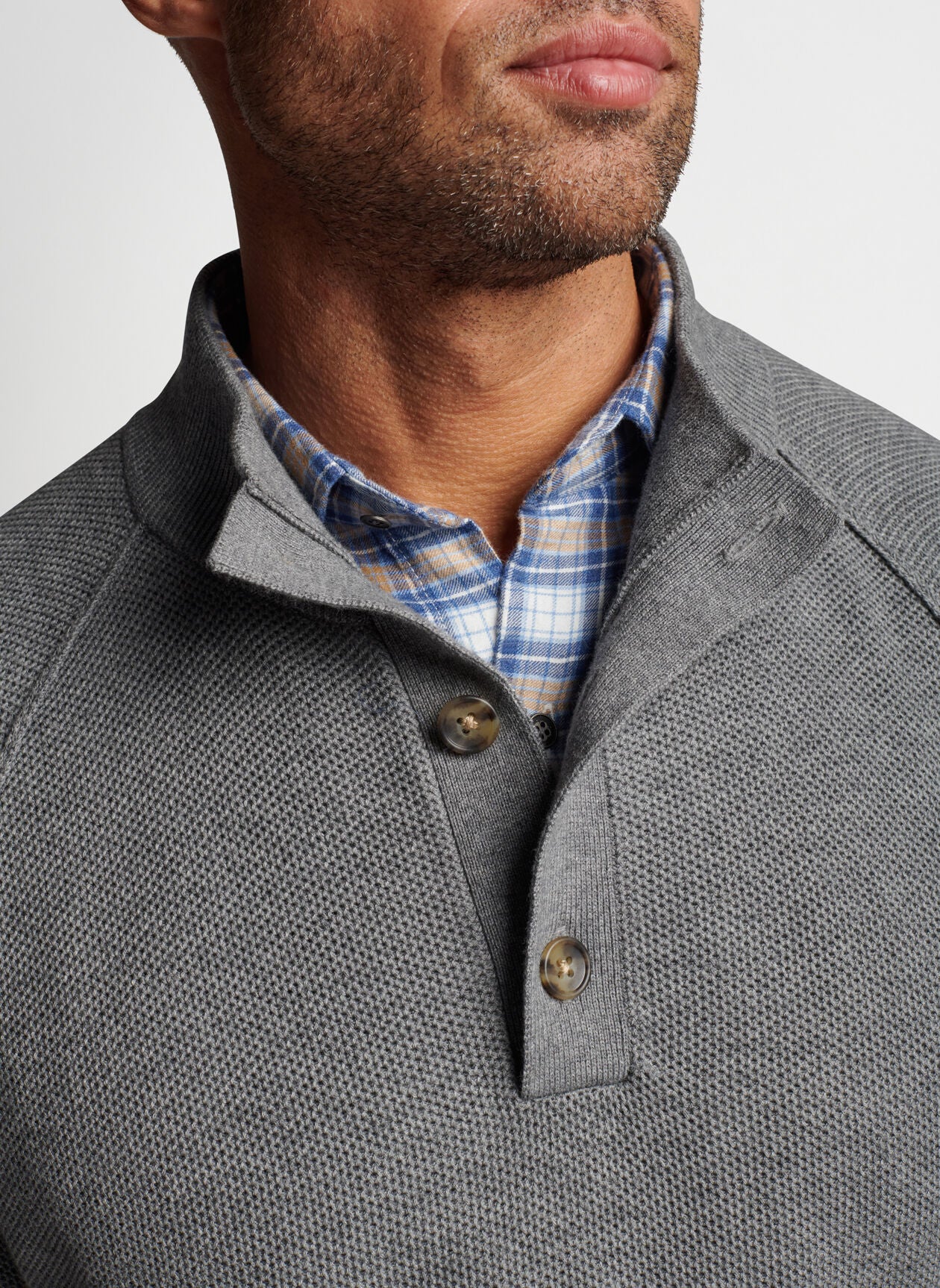 PARKWAY TEXTURED 3-BUTTON MOCK